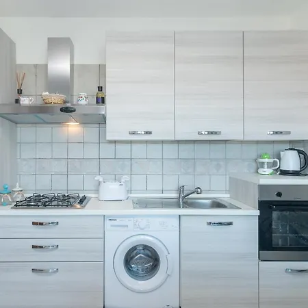 La Gioia 아파트 팔라우